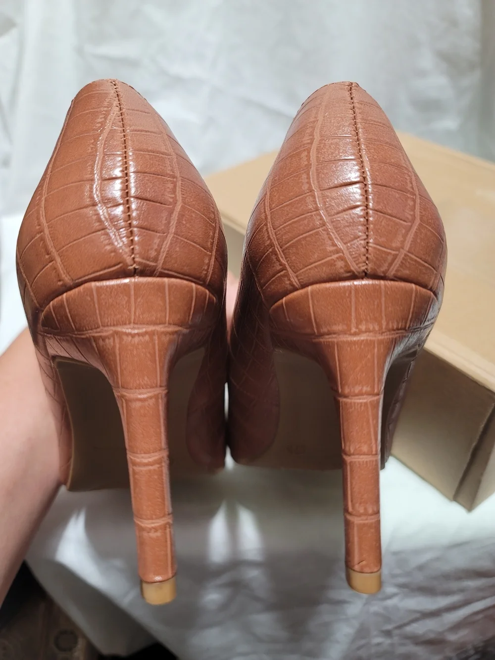 Journee Collection Monalee-WD Faux Croc Pumps Brown 8.5 WD NIB